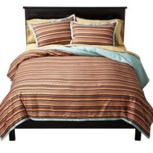 Missoni queen duvet